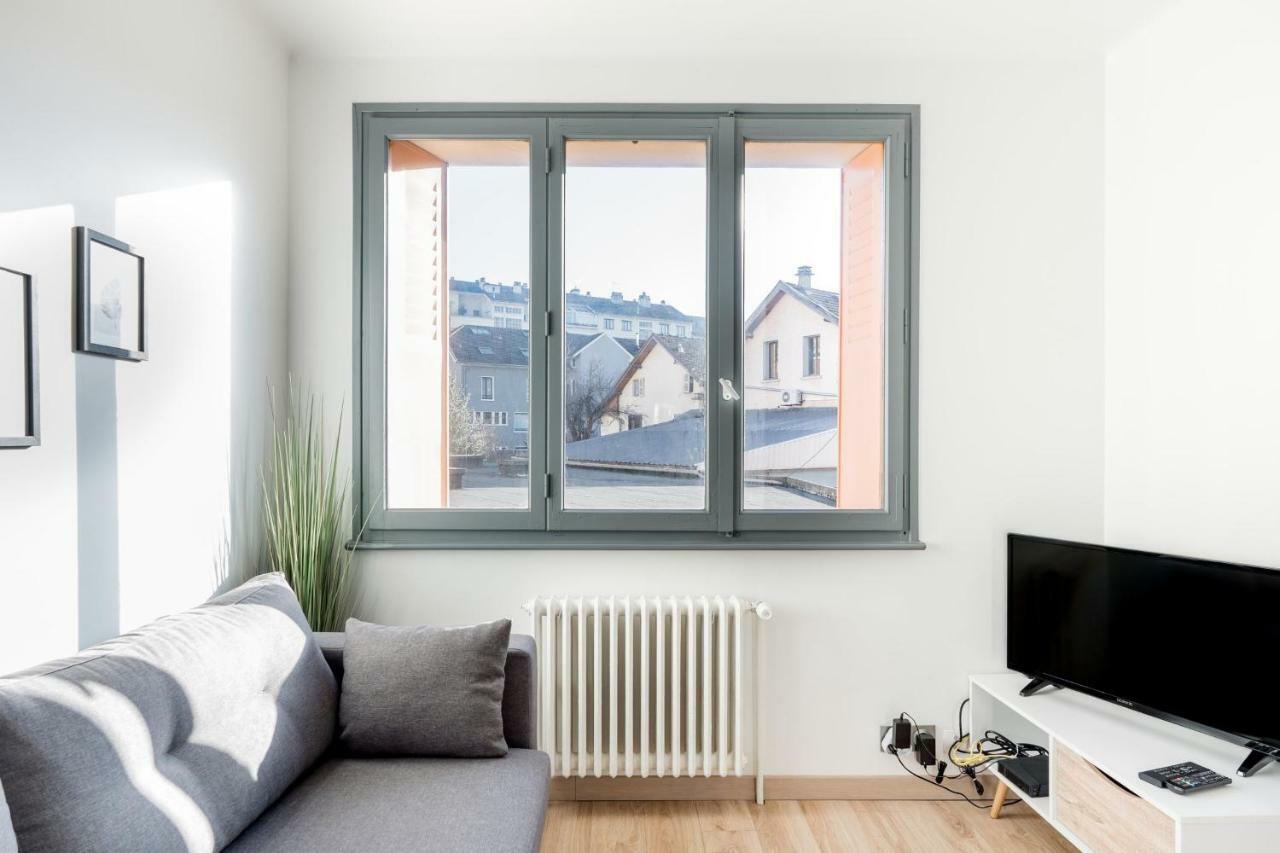 Lp Anne Apartment Annecy Luaran gambar
